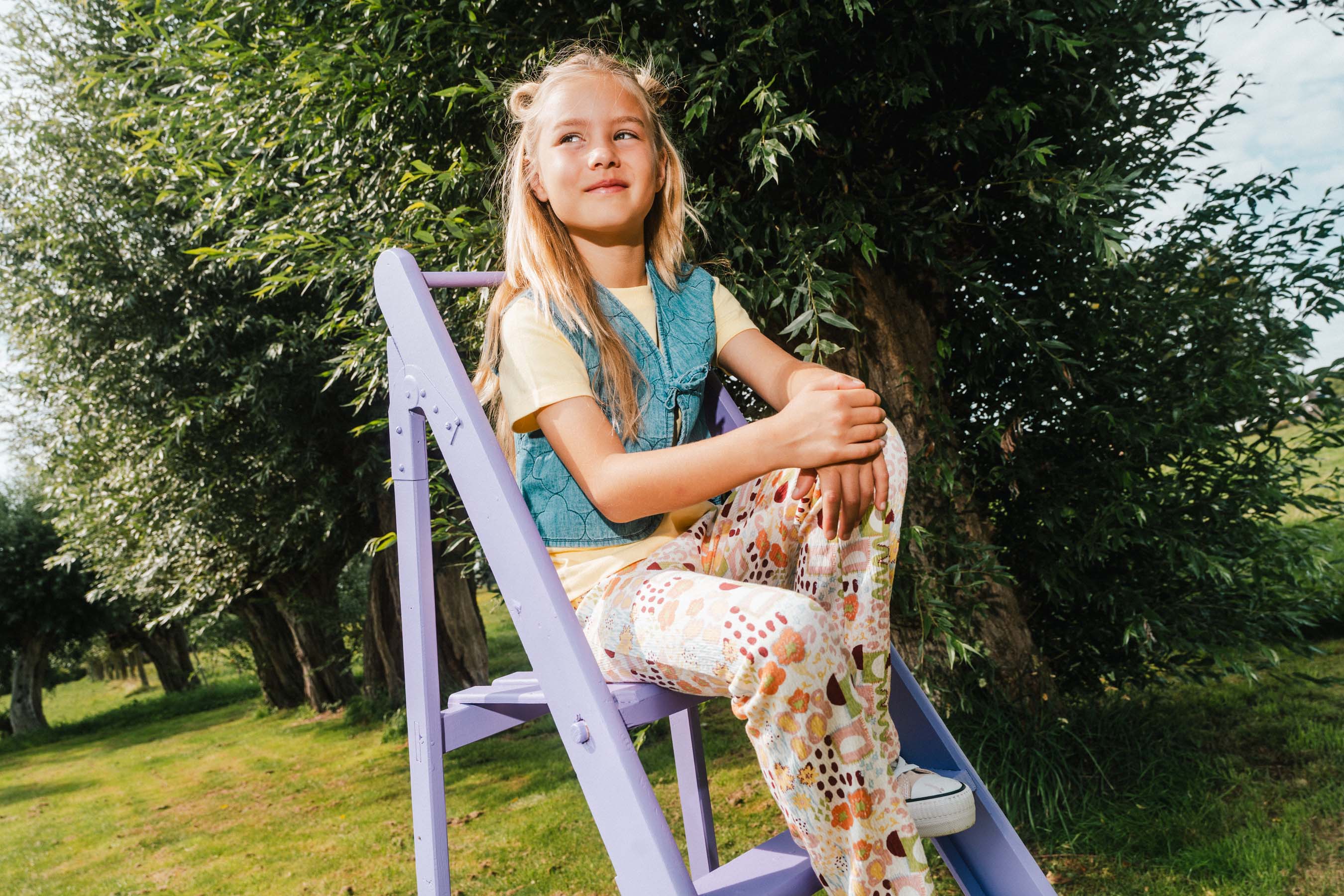 Flairbroek met grafische print | AOP Yellow Graphic
