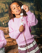 Lichtroze sweater met kleine borduursels | Lavender
