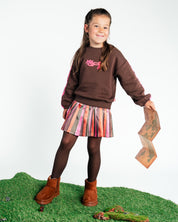 Donkerbruine sweater met roze mouwbies | Brown