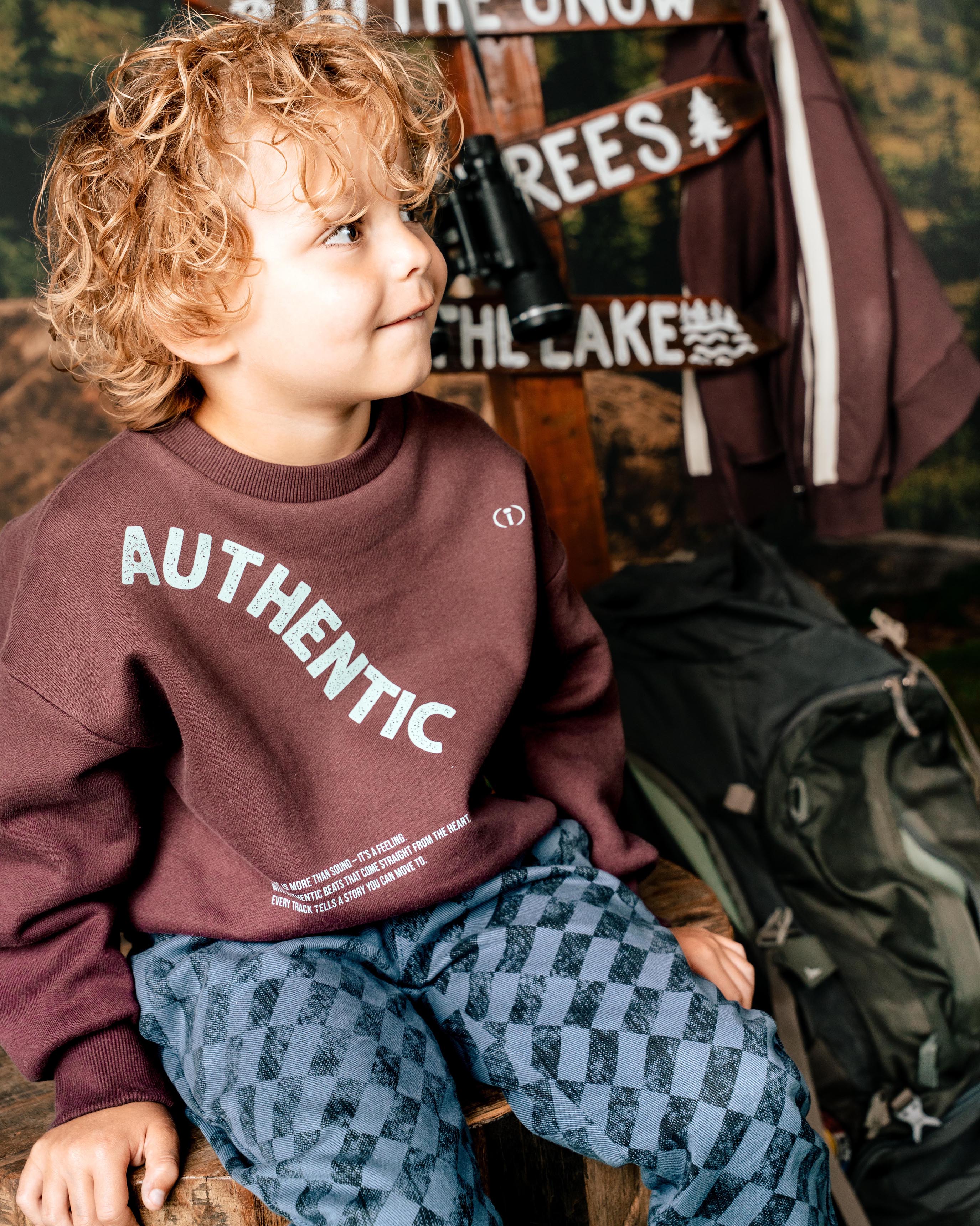 Bordeauxrode sweater met tekstprint | Dark Red
