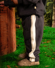 Antraciet joggingbroek met ecru zijstrepen | Deep Blue