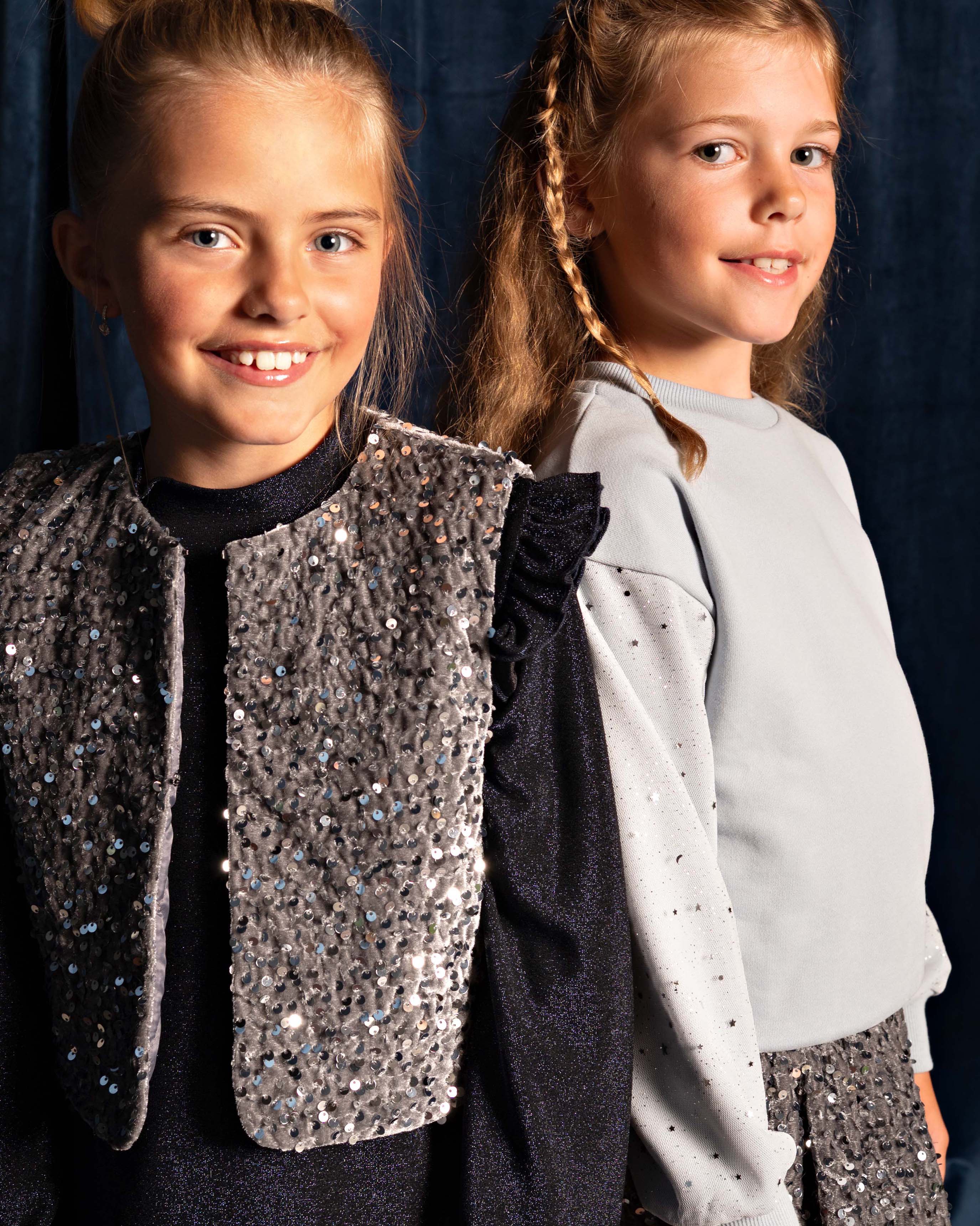 Grijs gilet met pailletten | Silver