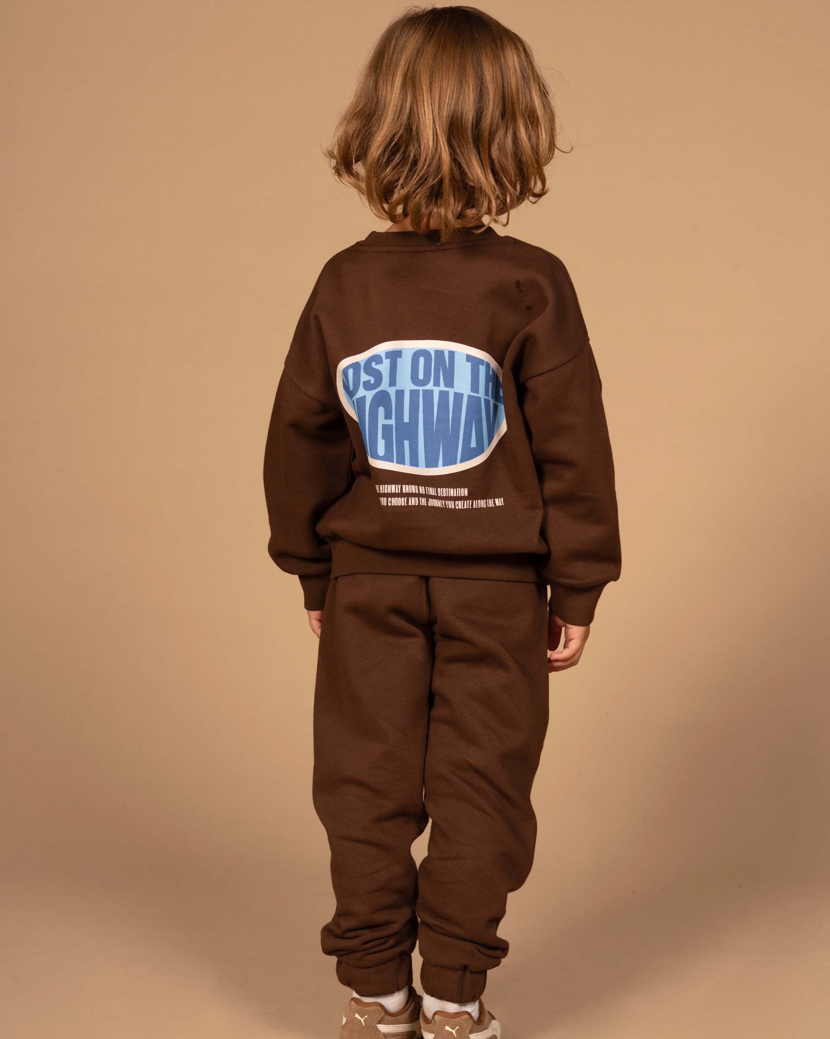 Donkerbruine sweater met artwork | Brown