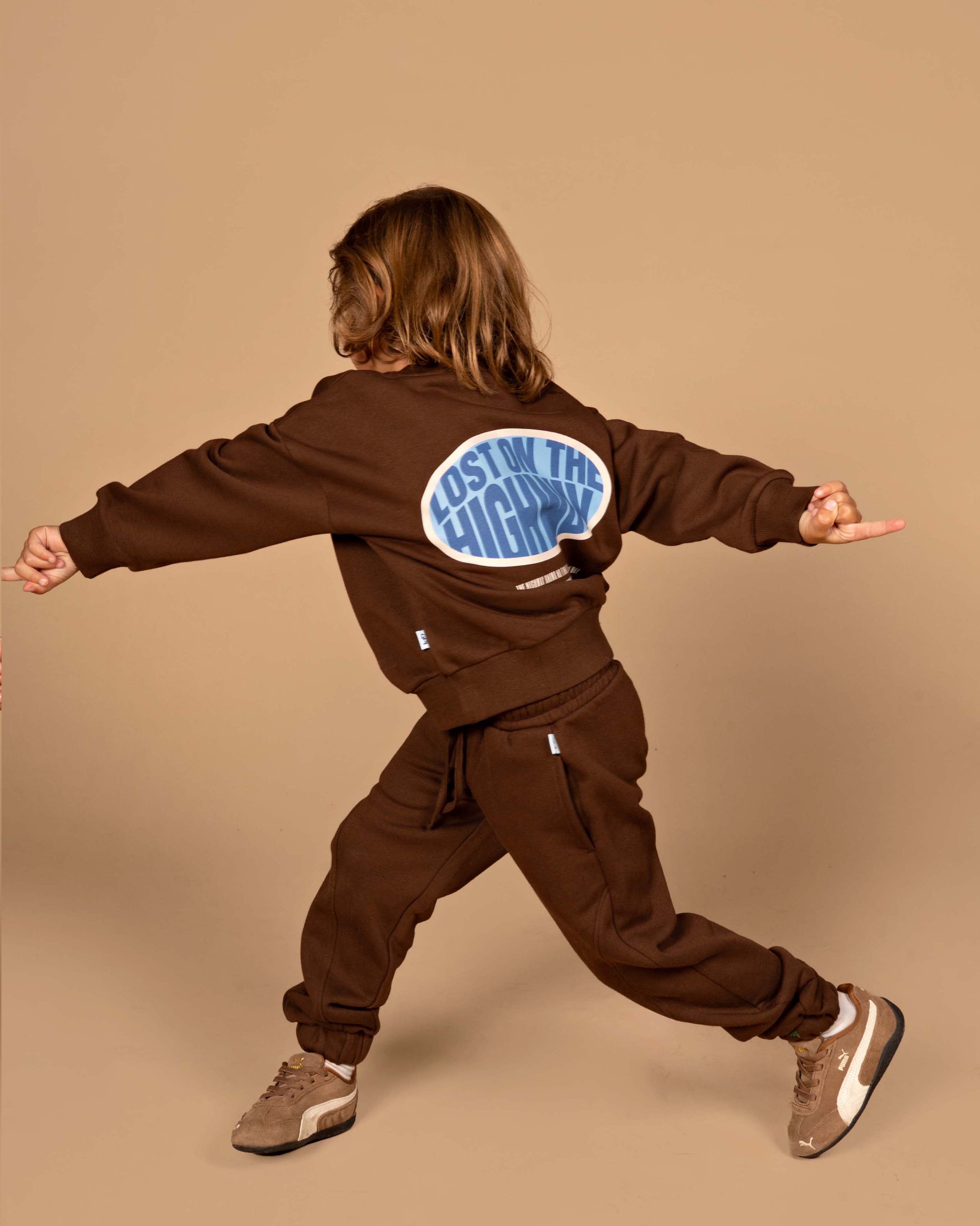 Donkerbruine sweater met artwork | Brown