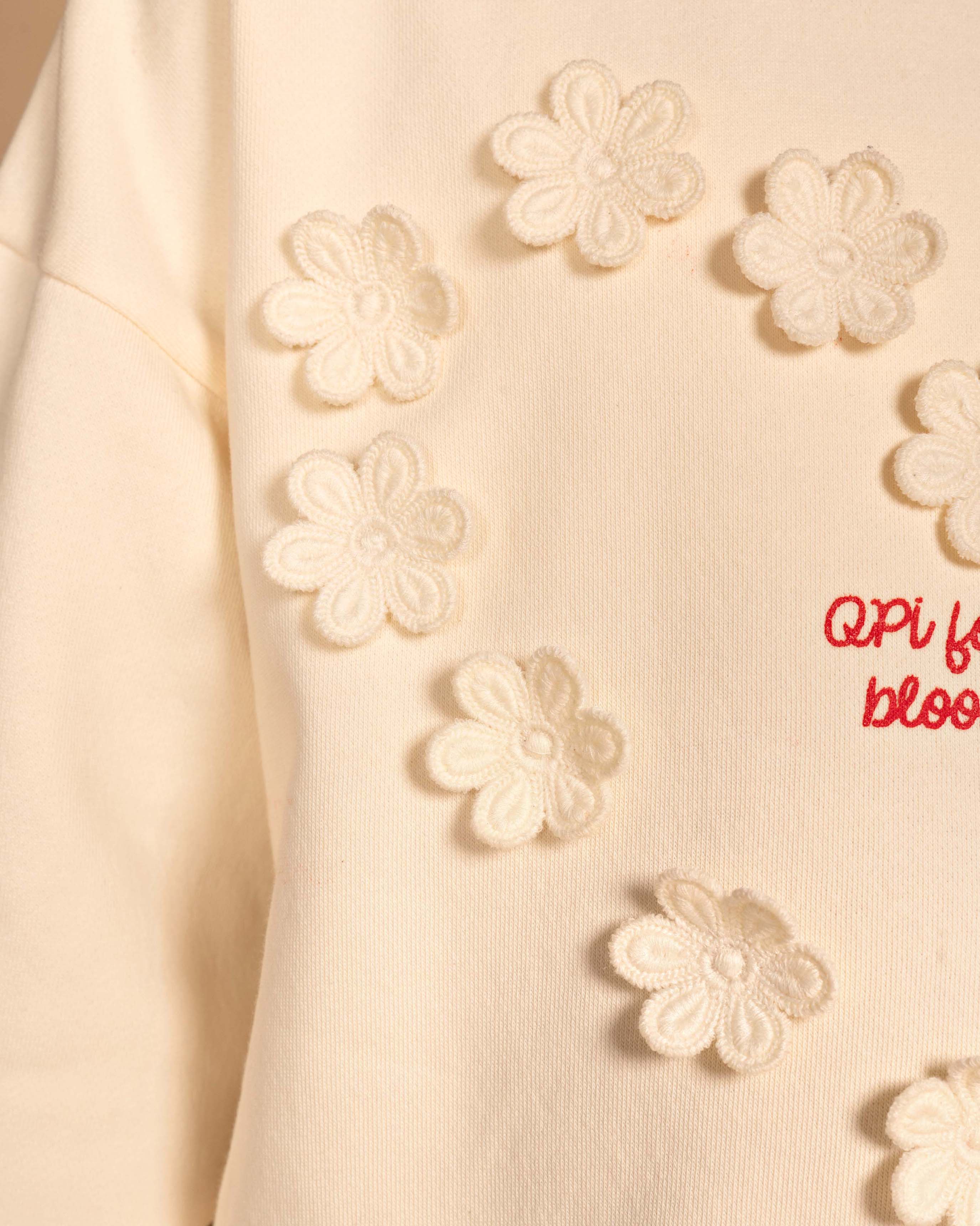 Crèmekleurige sweater met borstprint | Milk